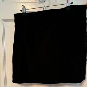 Athleta Brooklyn 16” skort